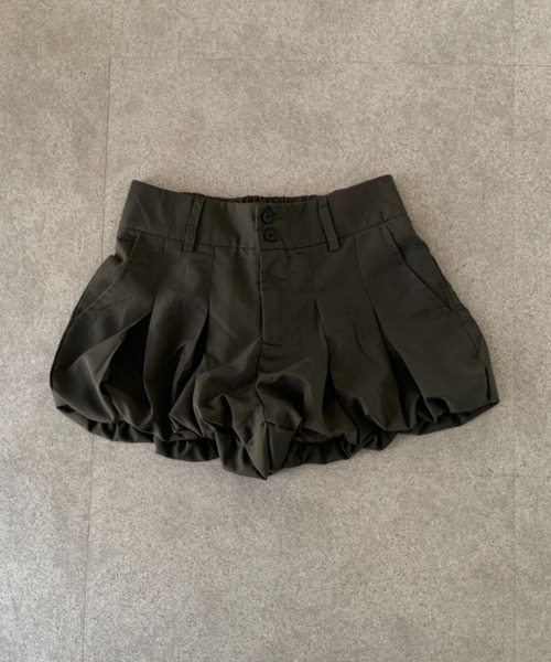 lilful(リルフル)の「【26年春夏新作】ボリュームバルーンミニスカートパンツ(その他パンツ・レディース・ブラウン/グレー・M/S)」の5枚目の写真