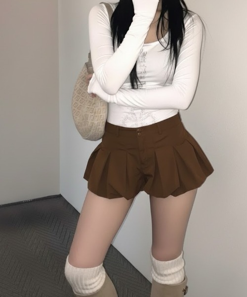 lilful(リルフル)の「【26年春夏新作】ボリュームバルーンミニスカートパンツ(その他パンツ・レディース・ブラウン/グレー・M/S)」の13枚目の写真