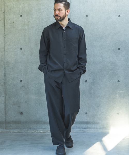 MR.OLIVE(ミスターオリーブ)の「T/R POWDER CLOTH / REGULAR COLLAR SHIRT /M261113(シャツ/ブラウス・メンズ・ブラック/キャメル・SMALL/MEDIUM/LARGE)」の3枚目の写真