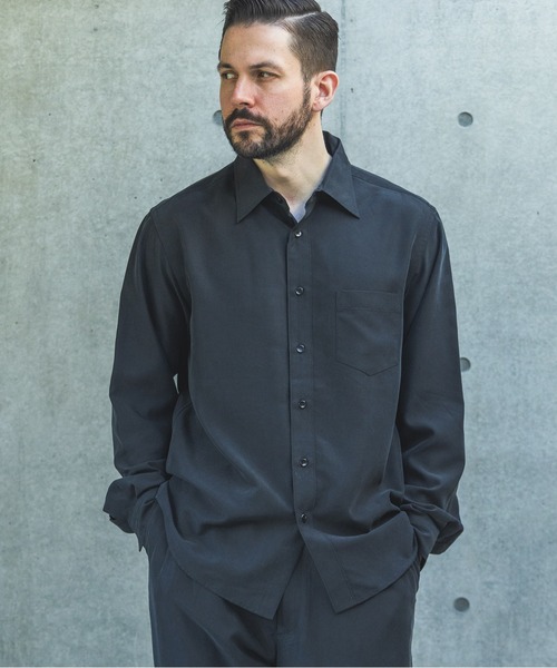 MR.OLIVE(ミスターオリーブ)の「T/R POWDER CLOTH / REGULAR COLLAR SHIRT /M261113(シャツ/ブラウス・メンズ・ブラック/キャメル・SMALL/MEDIUM/LARGE)」の4枚目の写真