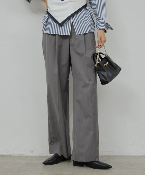 GALLARDAGALANTE（ガリャルダガランテ）の「【手洗い可】タックストレートパンツ（その他パンツ・レディース・ベージュ/グレー・1/0）」の21枚目の写真