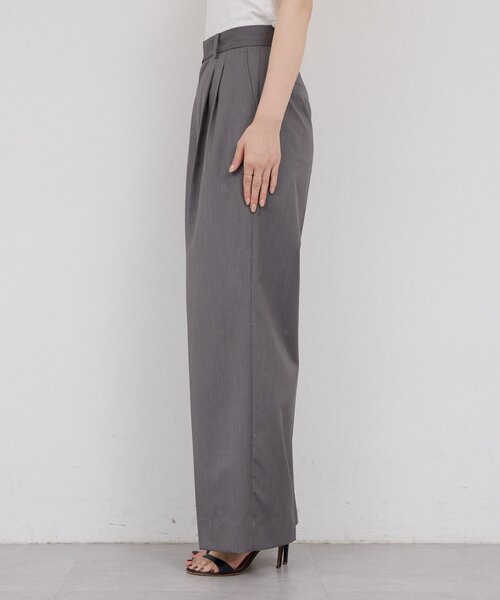 GALLARDAGALANTE（ガリャルダガランテ）の「【手洗い可】タックストレートパンツ（その他パンツ・レディース・ベージュ/グレー・1/0）」の7枚目の写真