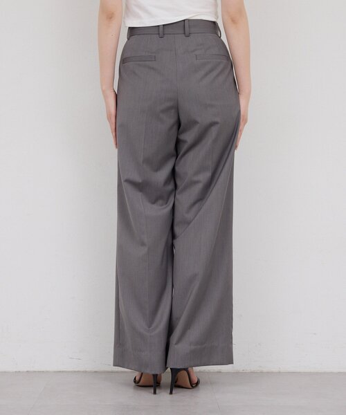 GALLARDAGALANTE（ガリャルダガランテ）の「【手洗い可】タックストレートパンツ（その他パンツ・レディース・ベージュ/グレー・1/0）」の8枚目の写真