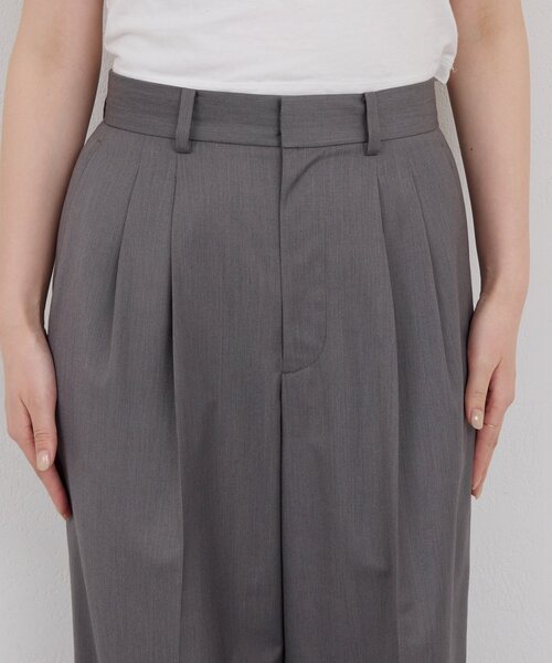 GALLARDAGALANTE（ガリャルダガランテ）の「【手洗い可】タックストレートパンツ（その他パンツ・レディース・ベージュ/グレー・1/0）」の9枚目の写真