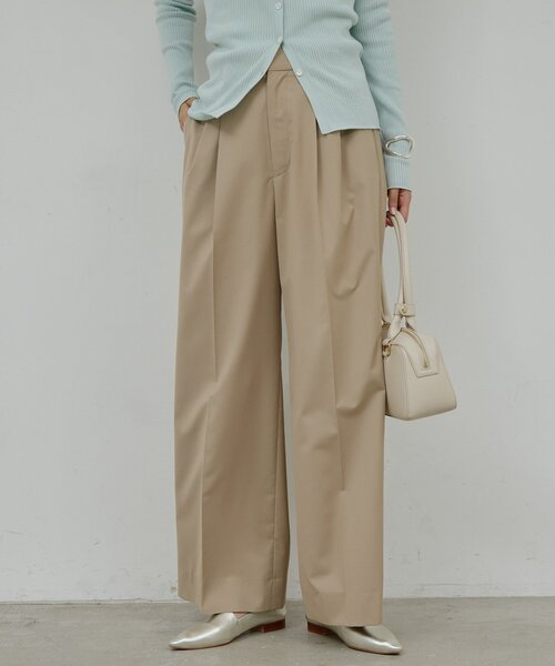 GALLARDAGALANTE（ガリャルダガランテ）の「【手洗い可】タックストレートパンツ（その他パンツ・レディース・ベージュ/グレー・1/0）」の14枚目の写真