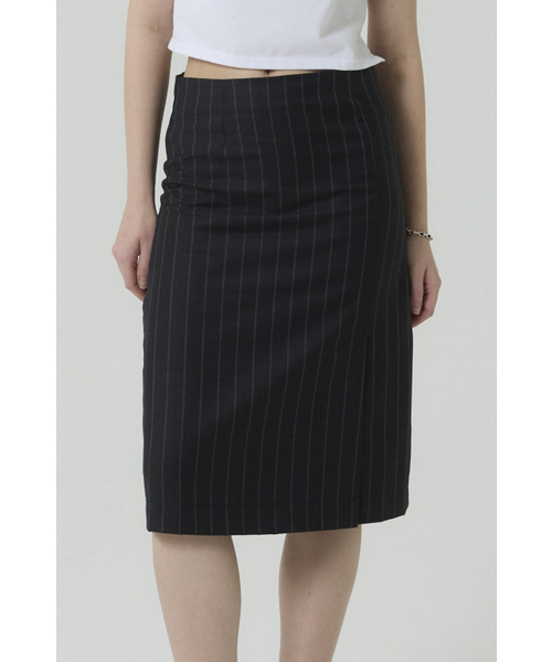 SELFISHAFFECTION(セルフィッシュ アフェクション)の「High-waist Charcoal Slit Skirt(スカート・レディース・その他・S/M)」の1枚目の写真