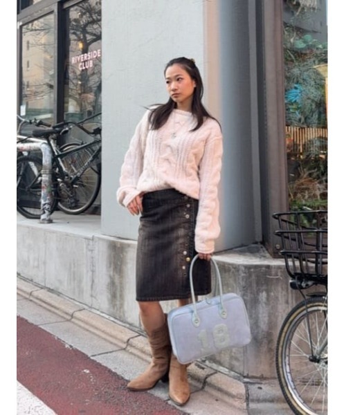 LAGUA GEM(ラグアジェム)の「BELTED MIDDLE ブーツ(ブーツ・レディース・ベージュ/ブラック・SMALL/MEDIUM/LARGE)」の22枚目の写真