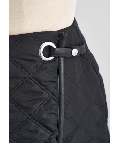 LUDICRUM(ルーディクルム)の「Quilted wrap mini skirt(スカート・レディース・オフホワイト/ブラック・S/M/XS)」の13枚目の写真