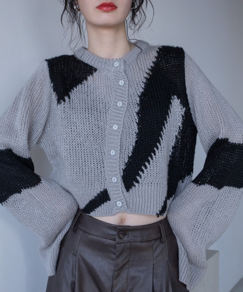 VACANCY（ヴァカンシー）の「ウェーブ配色透かし編みカーディガン（カーディガン/ボレロ・レディース・グレー/ライトブルー/パープル・FREE）」の2枚目の写真