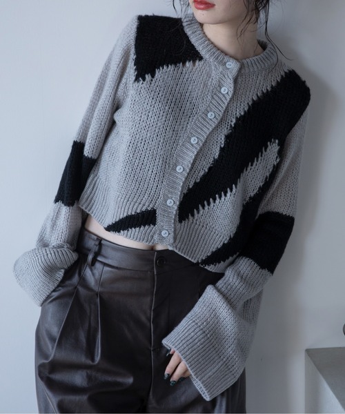 VACANCY（ヴァカンシー）の「ウェーブ配色透かし編みカーディガン（カーディガン/ボレロ・レディース・グレー/ライトブルー/パープル・FREE）」の7枚目の写真
