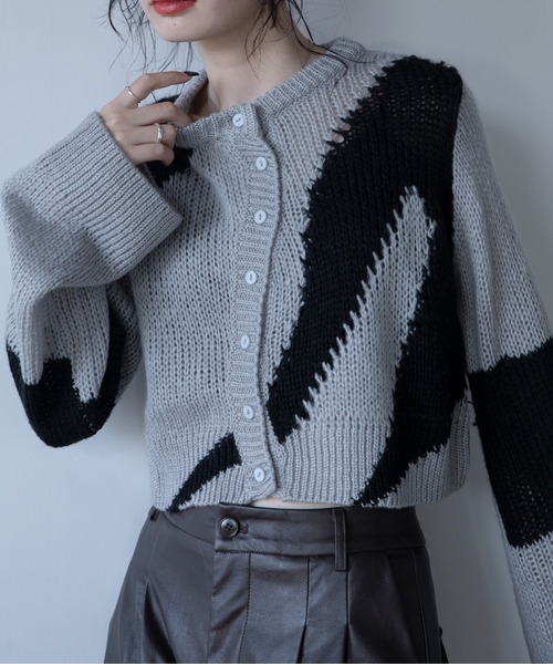VACANCY（ヴァカンシー）の「ウェーブ配色透かし編みカーディガン（カーディガン/ボレロ・レディース・グレー/ライトブルー/パープル・FREE）」の4枚目の写真