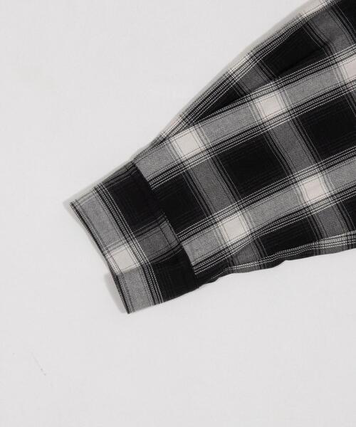 WEGO（ウィゴー）の「WEGO/【26年春新作】2WAYオフショルシャツ（シャツ/ブラウス・レディース・ブラック/ネイビー・FREE）」の9枚目の写真