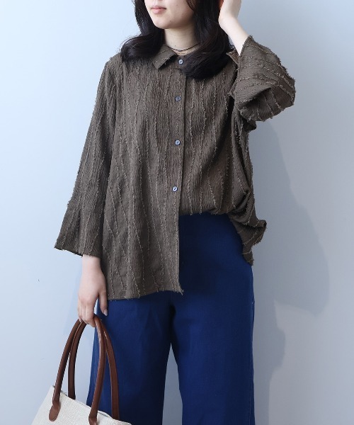 leswel(レスウェル)の「【L~5L 大きいサイズ】シャーリングジャガードニットシャツ(Tシャツ/カットソー・レディース・グリーン/ブラウン・L/LL/3L/4L/5L)」の12枚目の写真