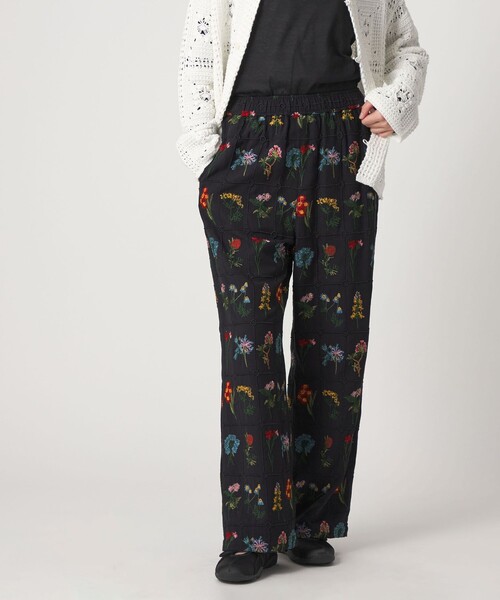 CITEN（シテン）の「＜CITEN＞ブロックフラワーシシュウイージーパンツ（その他パンツ・レディース・オフホワイト/ブラック/ライトブルー・M/S）」の6枚目の写真