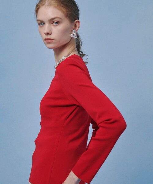 LOULOU WILLOUGHBY(ルルウィルビー)の「【LOULOU WILLOUGHBY】ドレープアシメプルオーバー(ニット/セーター・レディース・ブラック/オフホワイト/レッド・2)」の19枚目の写真