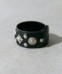 TOGA（トーガ）の「【TOGA PULLA/トーガプルラ】Leather roll bangle/レザーロールバングル（バングル/リストバンド）」