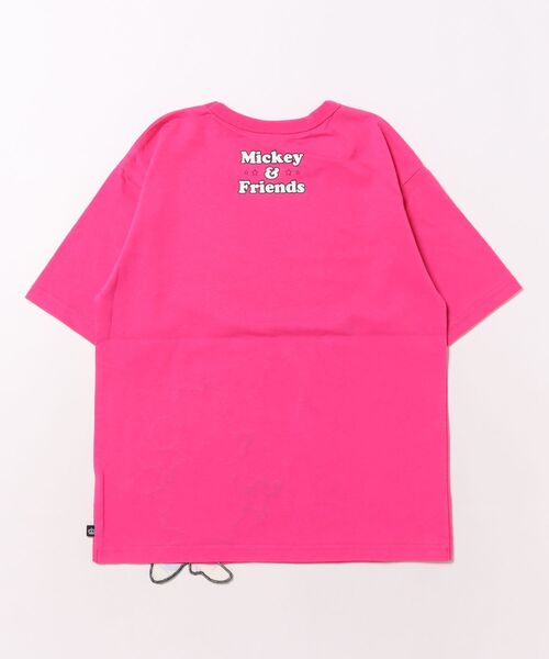 Disney(ディズニー)の「ディズニー 手描き風ロゴ キャラクターワッペンTシャツ 1334K(Tシャツ/カットソー・キッズ・その他9/その他12/ブラック×レッド/ホワイト×ブルー/ダークブラウン系9/その他26/ブラウン系9/その他13・80cm/90cm/100cm/110cm/120cm/130cm/140cm)」の9枚目の写真