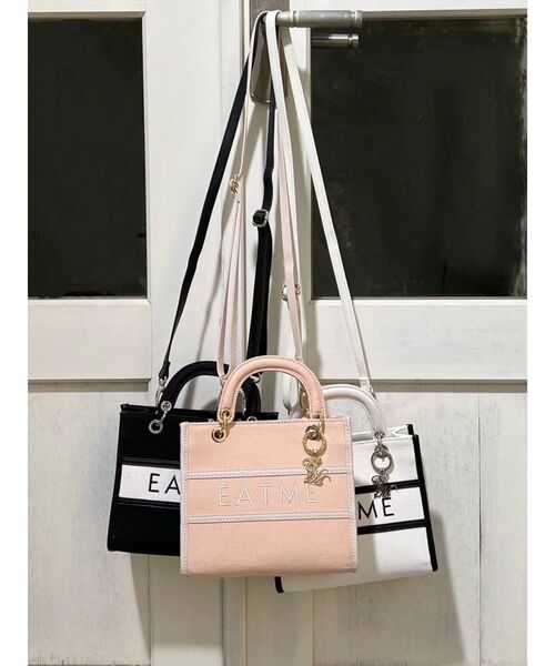 EATME（イートミー）の「E/MチャームバイカラーミニショルダーBAG（ショルダーバッグ・レディース・オフホワイト/ピンク/ブラック・FREE）」の4枚目の写真