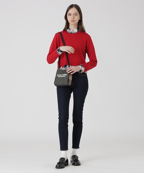 BLUE LABEL CRESTBRIDGE（ブルーレーベルクレストブリッジ）の「ロゴプリントミニショルダー（ショルダーバッグ・レディース・ブラック/オフホワイト・FREE）」の5枚目の写真