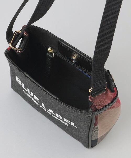 BLUE LABEL CRESTBRIDGE（ブルーレーベルクレストブリッジ）の「ロゴプリントミニショルダー（ショルダーバッグ・レディース・ブラック/オフホワイト・FREE）」の8枚目の写真