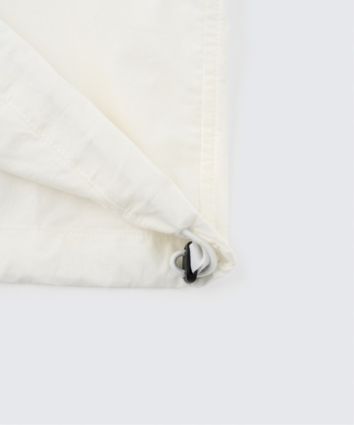 WILD THINGS(ワイルドシングス)の「ルーラルフードジャケット│RURAL HOOD JACKET(ナイロンジャケット・レディース・ブルー/ブラック/ライトブラウン/オフホワイト・M/S)」の13枚目の写真
