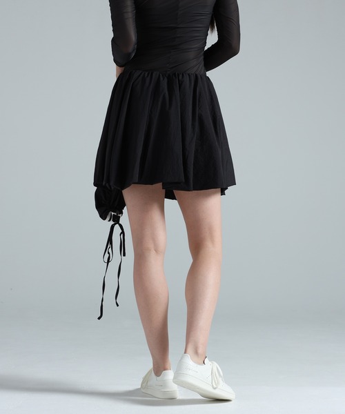 Y-3（ワイスリー）の「Y-3 BALLOON SKORT（スカート・レディース・ブラック・MEDIUM/SMALL/X-SMALL/XX-SMALL）」の4枚目の写真