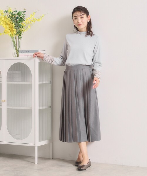 ITS'DEMO（イッツデモ）の「【手洗い可】袖シアー切替トップス（Tシャツ/カットソー・レディース・オフホワイト/ライトグレー/ブラック・00）」の5枚目の写真