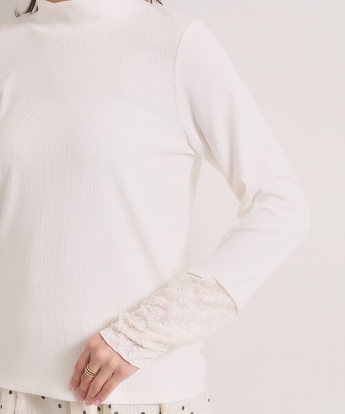 ITS'DEMO（イッツデモ）の「【手洗い可】袖シアー切替トップス（Tシャツ/カットソー・レディース・オフホワイト/ライトグレー/ブラック・00）」の20枚目の写真