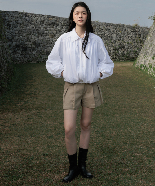 DEHEVE（デヘヴェ）の「Volume Bomber Jacket [White]（その他アウター・レディース・ホワイト・FREE）」の2枚目の写真