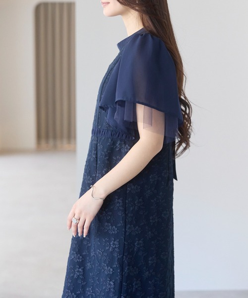 PREFERIR(プレフェリール)の「【結婚式・お呼ばれ】花柄ジャカードフレアスリーブロングドレス(ドレス・レディース・ネイビー/モカ/ブルー・SMALL/MEDIUM/LARGE/X-LARGE)」の6枚目の写真