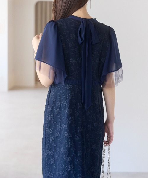 PREFERIR(プレフェリール)の「【結婚式・お呼ばれ】花柄ジャカードフレアスリーブロングドレス(ドレス・レディース・ネイビー/モカ/ブルー・SMALL/MEDIUM/LARGE/X-LARGE)」の7枚目の写真
