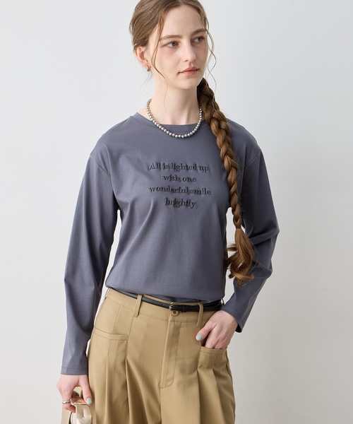 LE SOUK HOLIDAY(ルスークホリデー)の「シルケット刺しゅうロンT【接触冷感・綿100%】(Tシャツ/カットソー・レディース・チャコールグレー/オフホワイト/サックスブルー・M/L)」の9枚目の写真