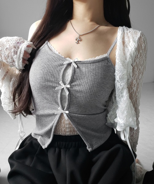 me+em select(ミームセレクト)の「【 3color 】フロントリボンレースレイヤードリブキャミソール /Front ribbon lace layered ribbed camisole(キャミソール・レディース・グレー/ブラック・FREE)」の7枚目の写真