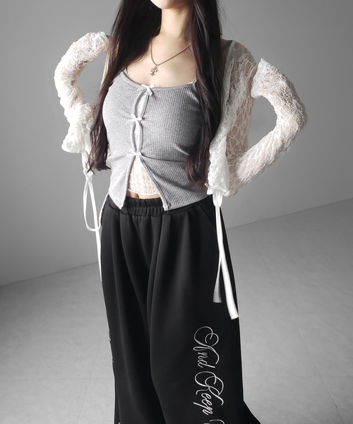 me+em select(ミームセレクト)の「【 3color 】フロントリボンレースレイヤードリブキャミソール /Front ribbon lace layered ribbed camisole(キャミソール・レディース・グレー/ブラック・FREE)」の17枚目の写真