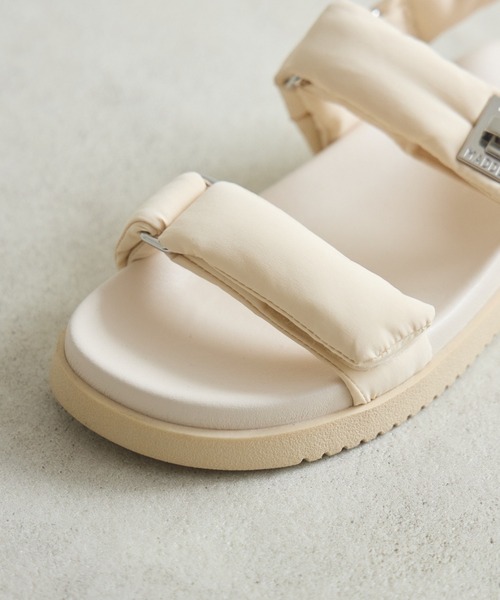 KATHARINE ROSS(キャサリンロス)の「【KATHARINE ROSS】【STEVE MADDEN】MONAT ナイロンパデッドストラップフラットサンダル(サンダル・レディース・ブラック/アイボリー・SMALL/MEDIUM/LARGE)」の13枚目の写真