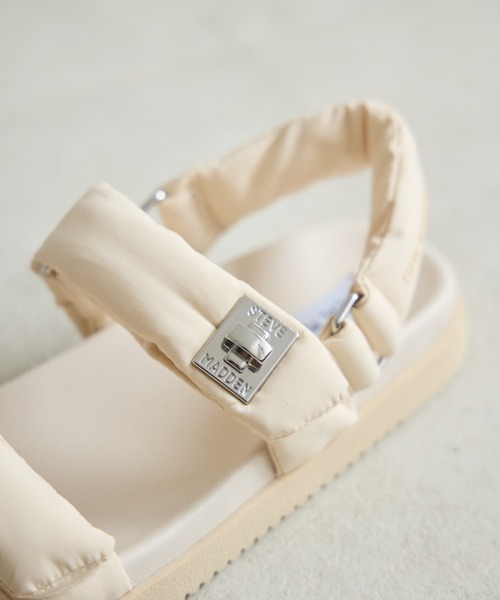 KATHARINE ROSS(キャサリンロス)の「【KATHARINE ROSS】【STEVE MADDEN】MONAT ナイロンパデッドストラップフラットサンダル(サンダル・レディース・ブラック/アイボリー・SMALL/MEDIUM/LARGE)」の14枚目の写真