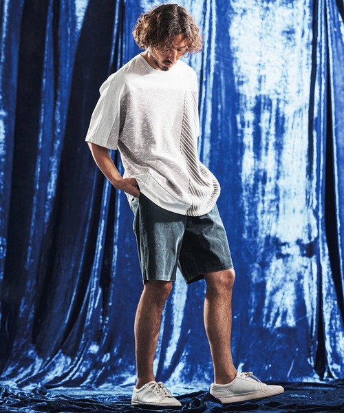 ANGENEHM（アンゲネーム）の「mt10424- Random Panel Jacquard T-shirt Tシャツ(AG06-005scg)（Tシャツ/カットソー・メンズ・ブラック/ライトグレー・L/M/S）」の5枚目の写真