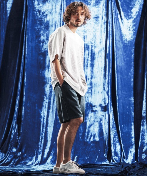 ANGENEHM（アンゲネーム）の「mt10424- Random Panel Jacquard T-shirt Tシャツ(AG06-005scg)（Tシャツ/カットソー・メンズ・ブラック/ライトグレー・L/M/S）」の6枚目の写真