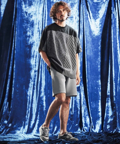 ANGENEHM（アンゲネーム）の「mt10424- Random Panel Jacquard T-shirt Tシャツ(AG06-005scg)（Tシャツ/カットソー・メンズ・ブラック/ライトグレー・L/M/S）」の10枚目の写真