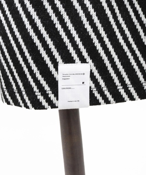 ANGENEHM（アンゲネーム）の「mt10424- Random Panel Jacquard T-shirt Tシャツ(AG06-005scg)（Tシャツ/カットソー・メンズ・ブラック/ライトグレー・L/M/S）」の22枚目の写真