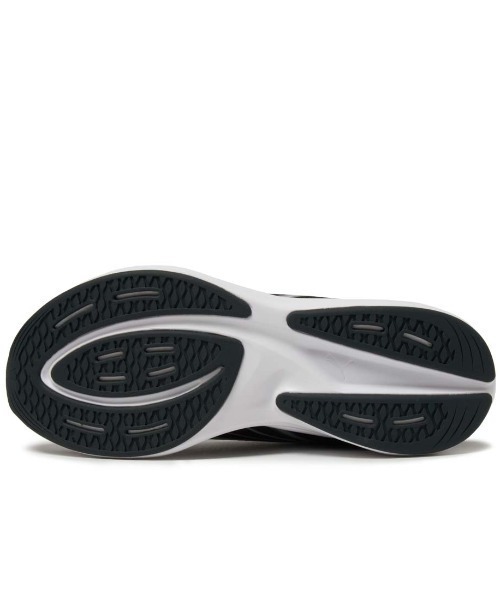 PUMA(プーマ)の「プーマ PUMA SOFTRIDE ムーブオン F WD(スニーカー・メンズ・ブラック・25.0cm/27.5cm/27.0cm/26.5cm/26.0cm/25.5cm/28.0cm)」の6枚目の写真