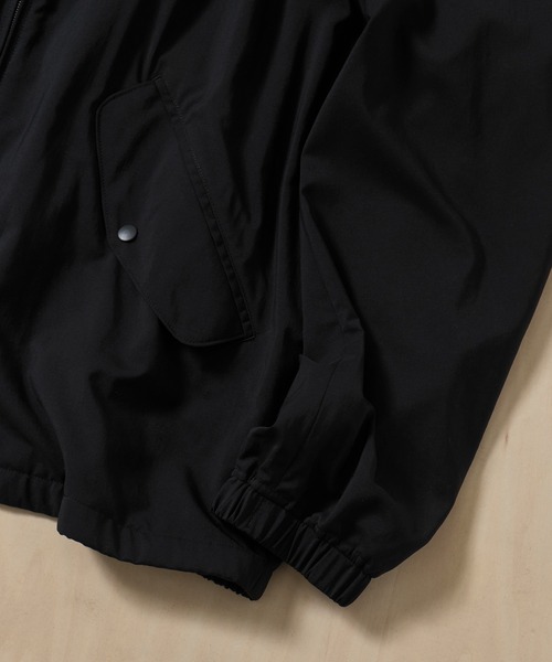 ATON(エイトン)の「【ATON/エイトン】MAT AIRLY NYLON FLIGHT JACKET(ブルゾン・メンズ・ブラック/カーキ・4/6)」の14枚目の写真