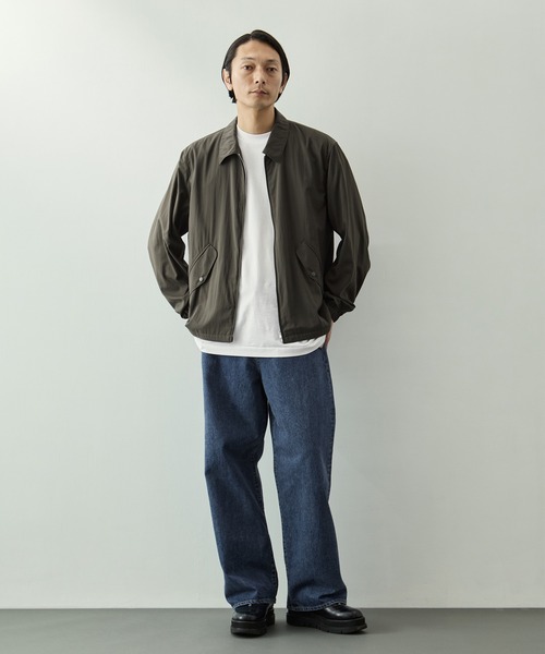 ATON(エイトン)の「【ATON/エイトン】MAT AIRLY NYLON FLIGHT JACKET(ブルゾン・メンズ・ブラック/カーキ・4/6)」の9枚目の写真
