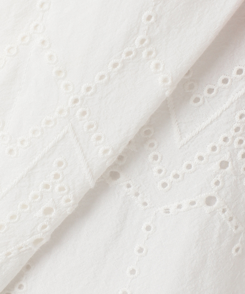 JOURNAL STANDARD relume(ジャーナルスタンダード レリューム)の「コットンカットワークシシュウ オールインワン(つなぎ/オールインワン・レディース・ホワイト/ブラック・38/36)」の3枚目の写真