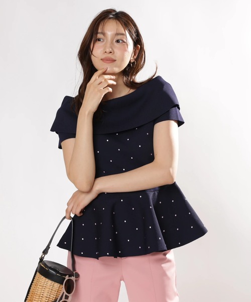 JUSGLITTY(ジャスグリッティー)の「ドット刺繍ペプラムニット(ニット/セーター・レディース・ホワイト/グレイッシュベージュ/ネイビー・2)」の13枚目の写真