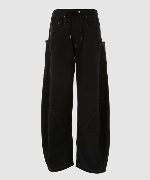 KHOKI(コッキ)の「3D cutting sweat pants(スウェットパンツ・メンズ・チャコール/ブラック・2)」の1枚目の写真