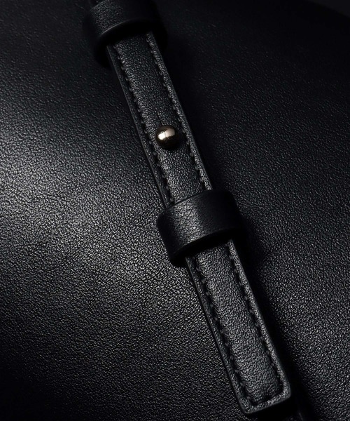 Paul Smith(ポールスミス)の「スクエアショルダー バッグ / 365001 WN220S(ショルダーバッグ・レディース・グレイッシュベージュ/ブラック/ライトイエロー・FREE)」の12枚目の写真