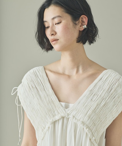 Curensology(カレンソロジー)の「Curensology(カレンソロジー)/ハンドスモッキングワンピース(ワンピース・レディース・ブルー/ホワイト/ブラック・FREE)」の14枚目の写真
