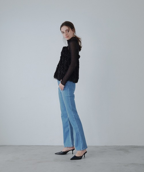 ORGUE(オルグ)の「Flare fit denim/フレアフィットデニム(デニムパンツ・レディース・ライトブルー/ブラック・SMALL/MEDIUM)」の5枚目の写真