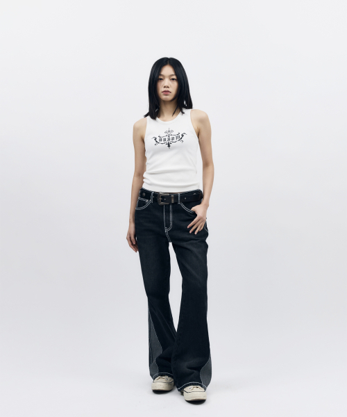 AAKAM(アーカム)の「Stitched Flare Denim Pants (Black)(デニムパンツ・レディース・その他・1/2)」の15枚目の写真